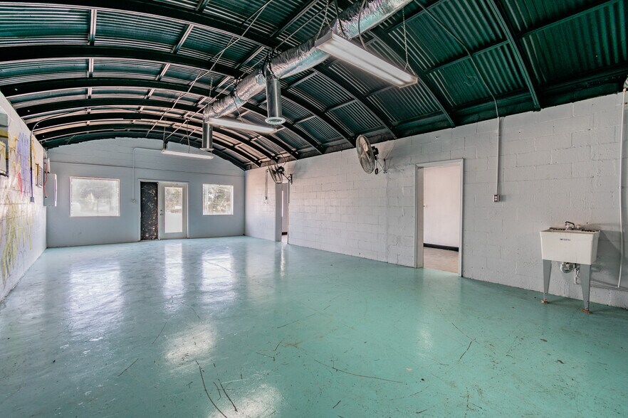 More Photos Of 3410 E 7th Ave, Tampa Loft Creative Space For Lease