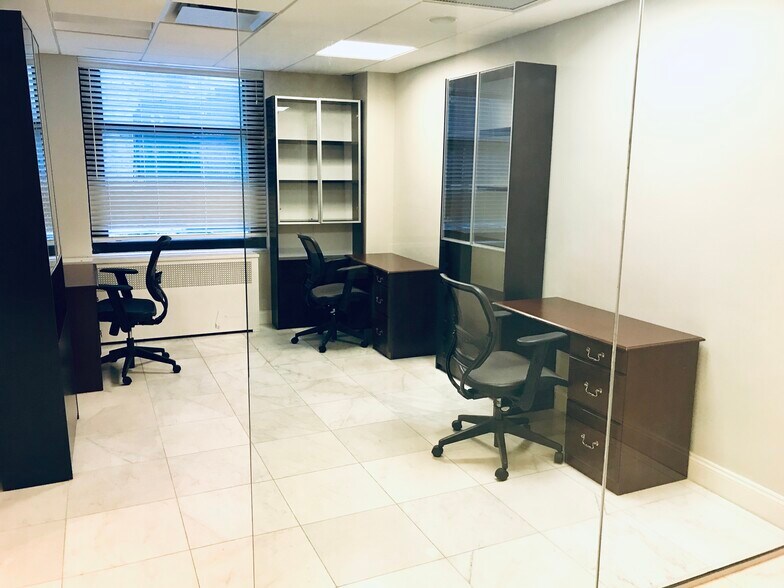 More Photos Of 34-36 W 44th St, New York Medical For Sale