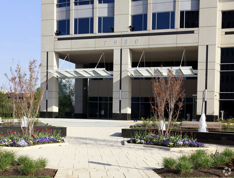 More Photos Of 7930 Jones Branch Dr, McLean Office For Lease