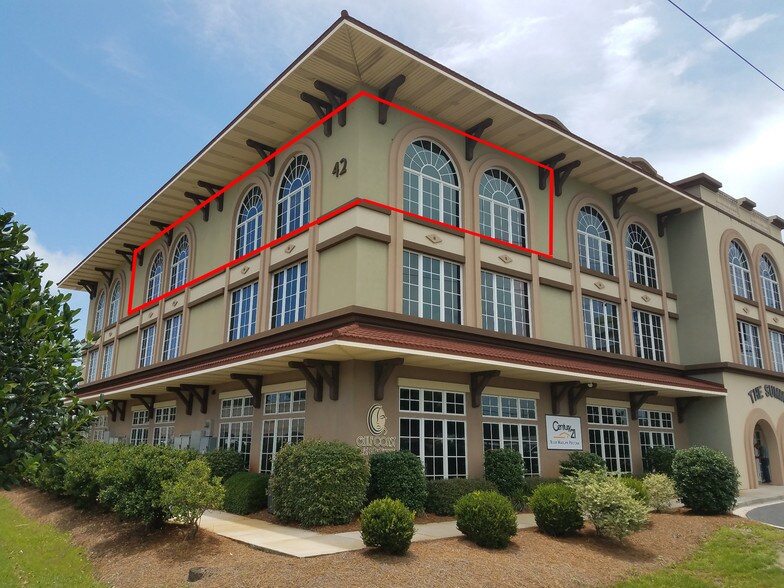 More Photos Of 42 Business Centre Dr, Miramar Beach Office For Sale