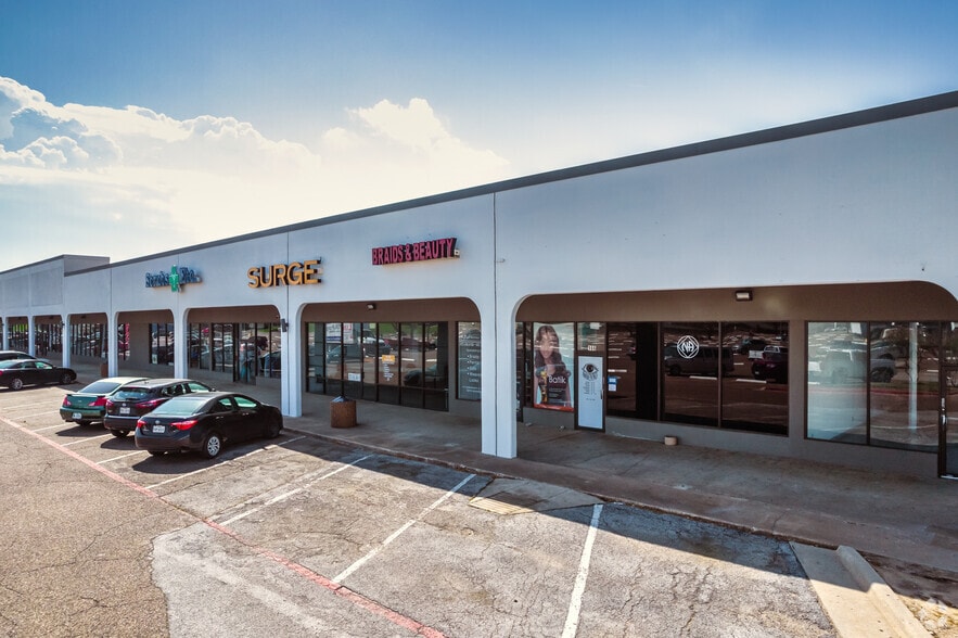 More Photos Of 1165 S Stemmons Fwy, Lewisville General Retail For Lease