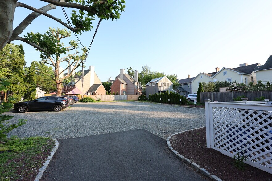 More Photos Of 211 Nassau St, Princeton Office For Lease