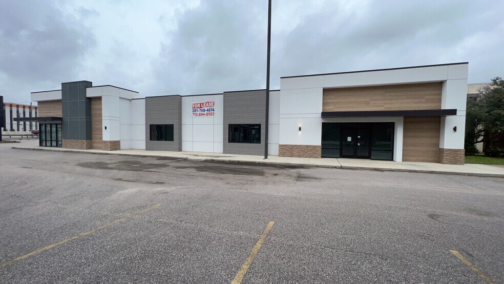 More Photos Of 1199 Nasa Pky, Houston Restaurant For Lease