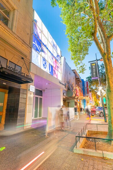 More Photos Of 1000 K St, Sacramento Restaurant For Lease