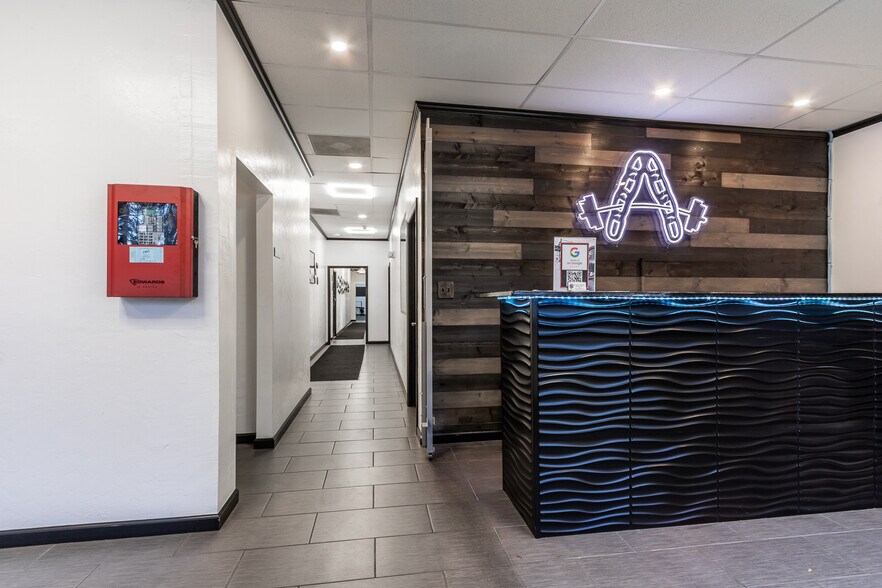 More Photos Of 1724 NE 2nd St, Gainesville Light Manufacturing For Sale