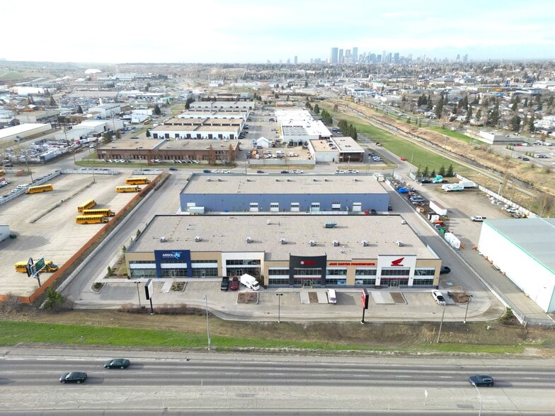 Primary Photo Of 620-630 46 Av NE, Calgary Warehouse For Lease