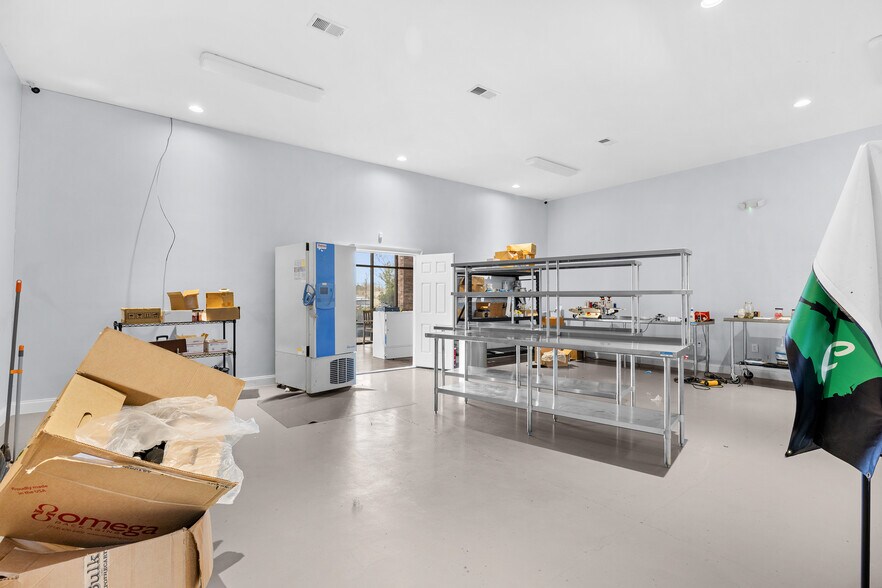 More Photos Of 11871 Plaza Dr, Murrells Inlet Office For Lease