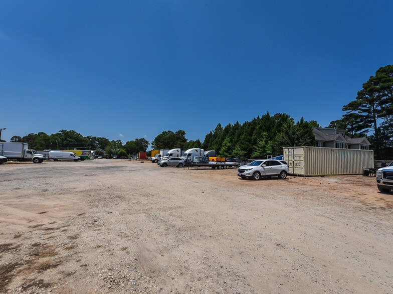 More Photos Of 5108 Western Blvd, Raleigh Land For Lease