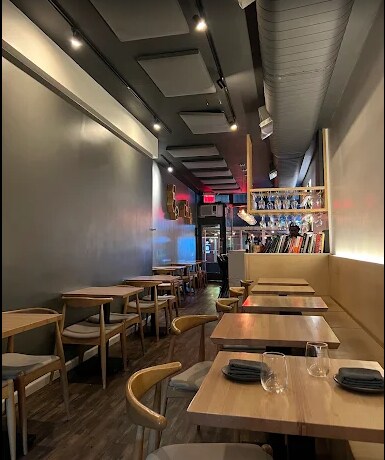 More Photos Of 120-126 Christopher St, New York Apartments For Lease
