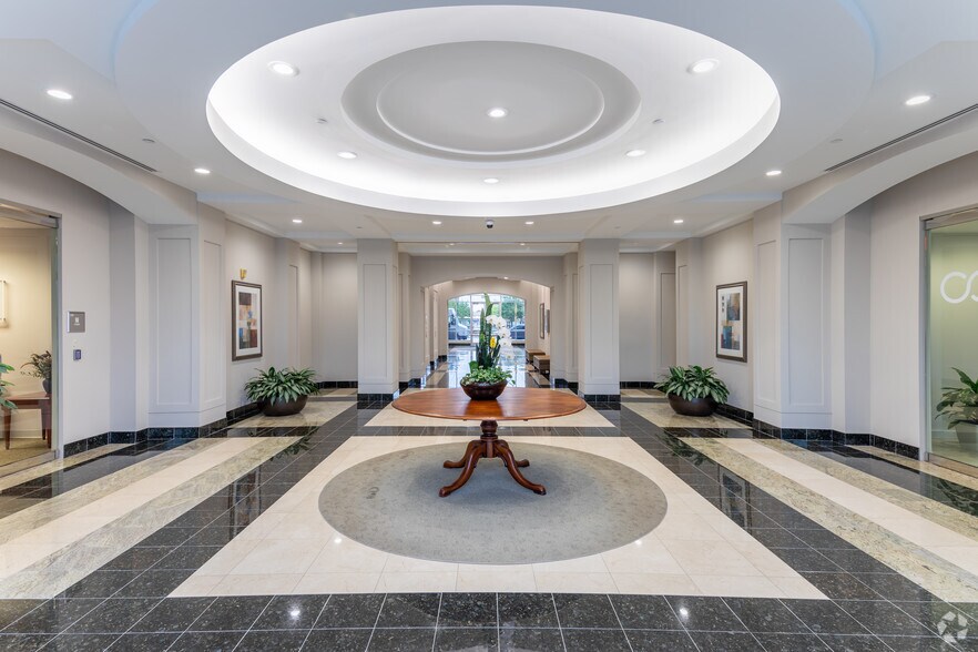 More Photos Of 3530 Toringdon Way, Charlotte Office For Lease