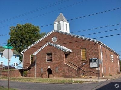 More Photos Of 267 Davis St, Huntington Religious Facility For Sale
