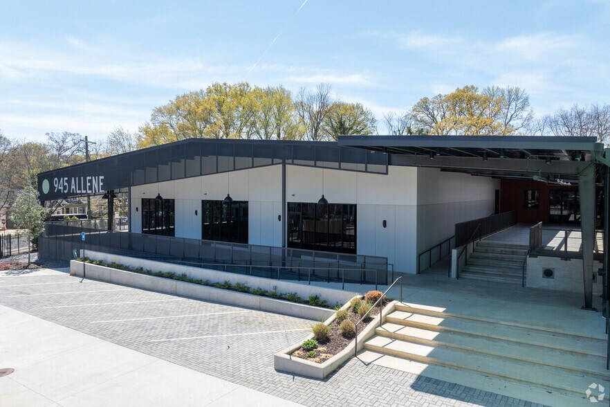More Photos Of 945 Allene Ave SW, Atlanta Light Distribution For Lease