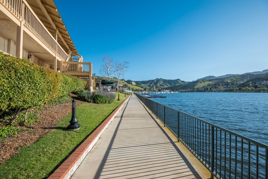 More Photos Of 32107 Lindero Canyon Rd, Westlake Village Unknown For Lease