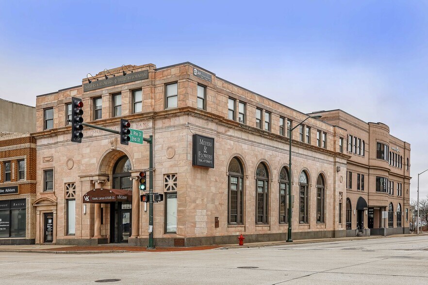 Primary Photo Of 200 W Main St, Saint Charles Office For Lease
