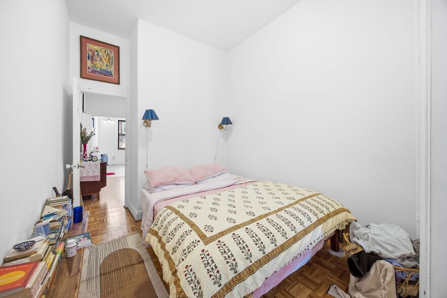 More Photos Of 596 Humboldt St, Brooklyn Multifamily For Sale