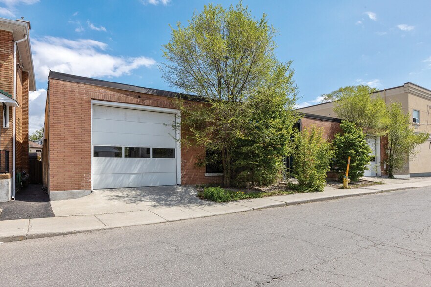More Photos Of 255-257 Ste-anne Ave, Ottawa Warehouse For Sale