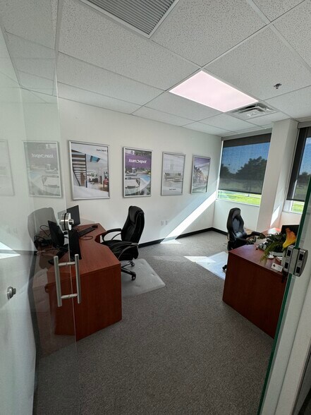 More Photos Of 575 W Chandler Blvd, Chandler Medical For Sale
