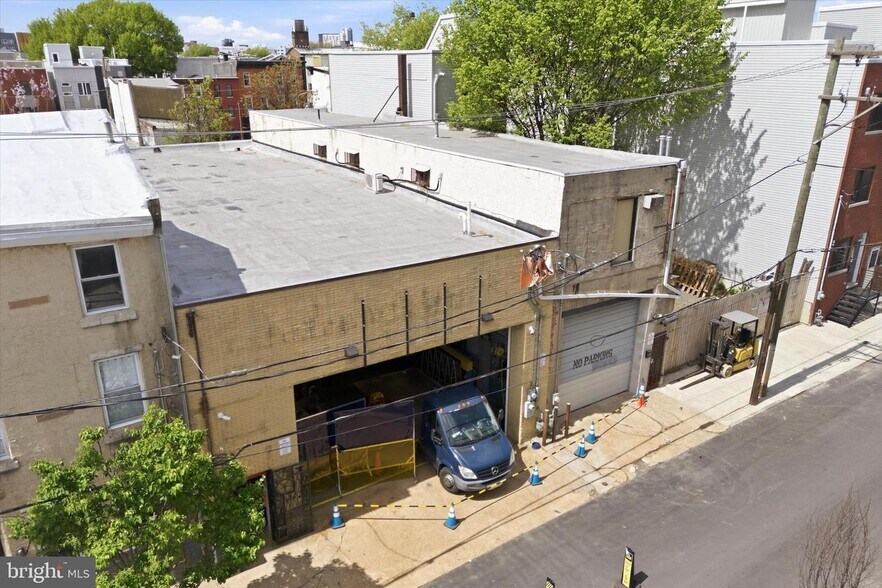 More Photos Of 2124-2132 E Arizona St, Philadelphia Warehouse For Sale