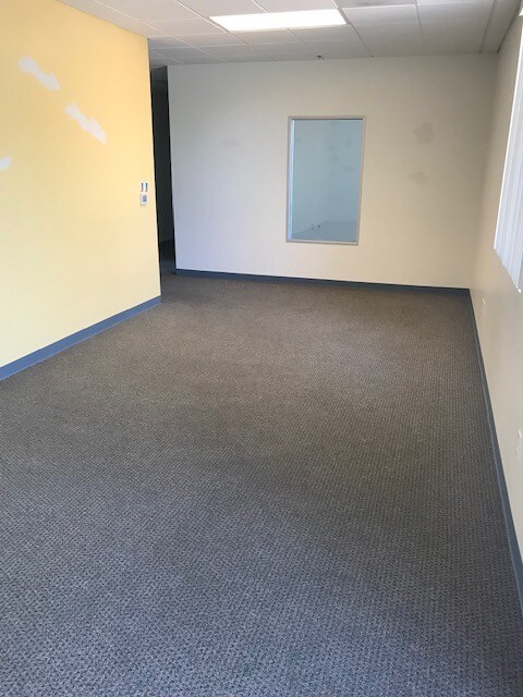 More Photos Of 700 E Broadway Blvd, Tucson Office For Sale