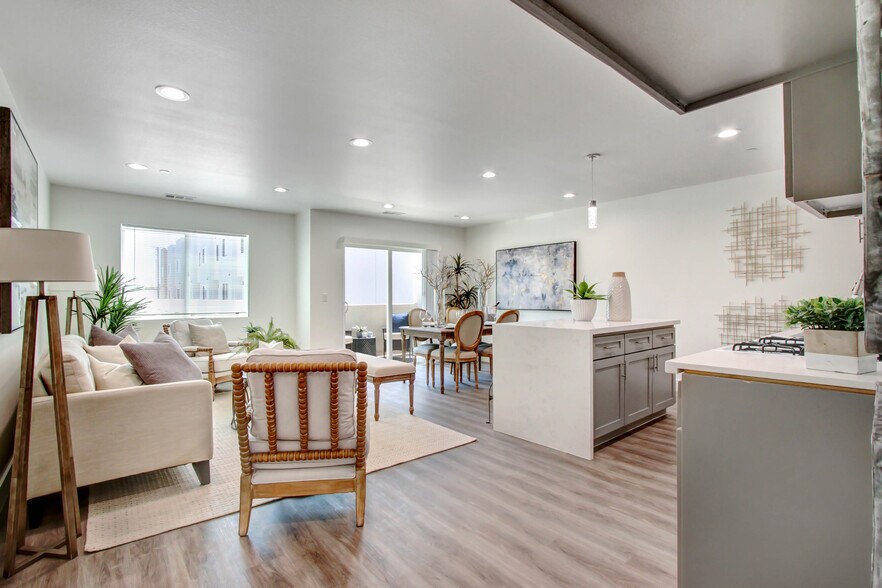 More Photos Of 1491 Atlantic Ave, Long Beach Apartments For Sale