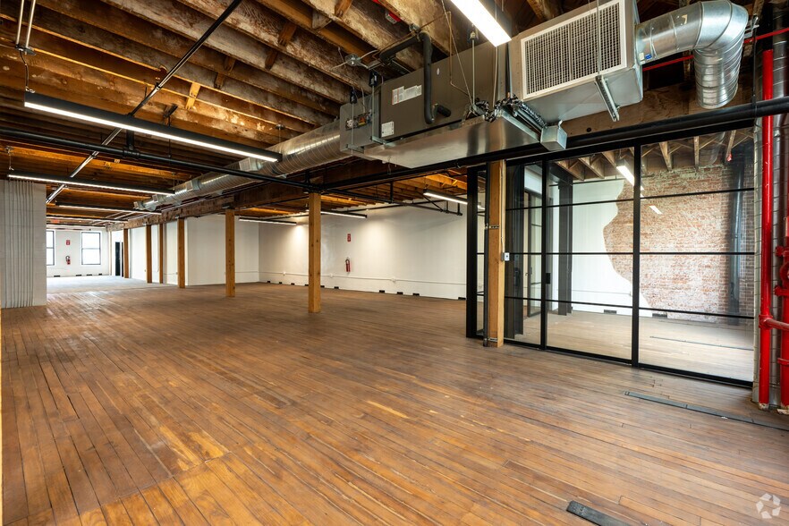 More Photos Of 734 S Main St, Los Angeles Loft Creative Space For Sale