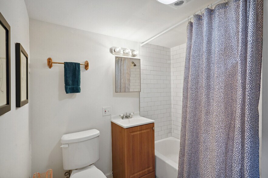 More Photos Of 2008 Foucher St, New Orleans Multifamily For Sale