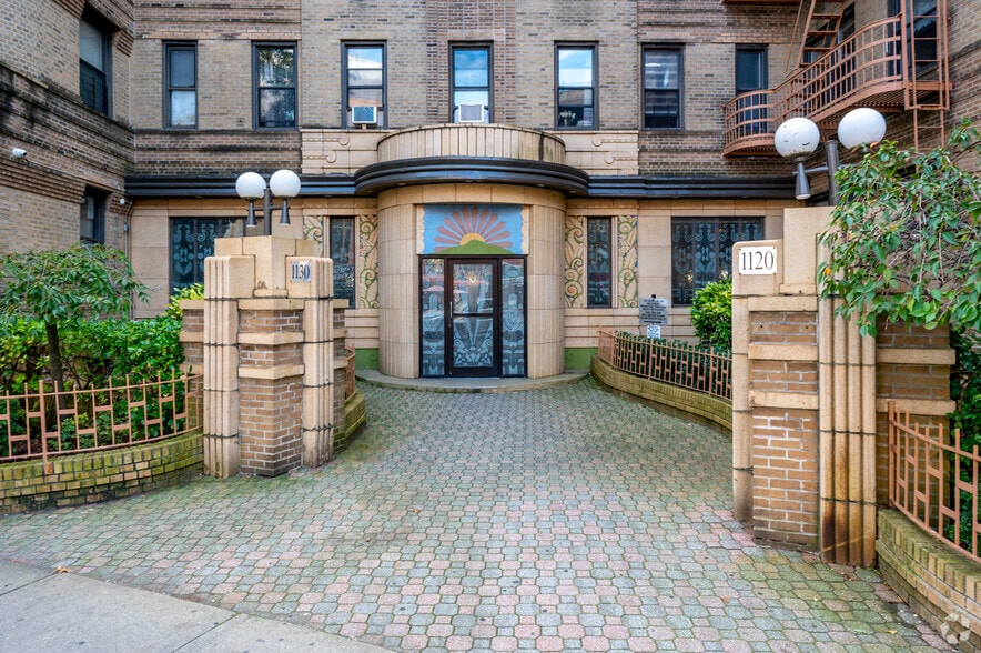 More Photos Of 1120 Brighton Beach Ave, Brooklyn Apartments For Sale