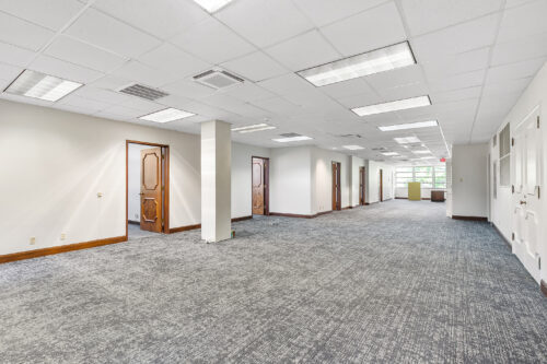More Photos Of 4176 Canal St, New Orleans Office For Sale