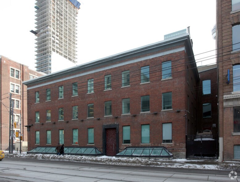 More Photos Of 18-22 Duncan St, Toronto Office For Lease