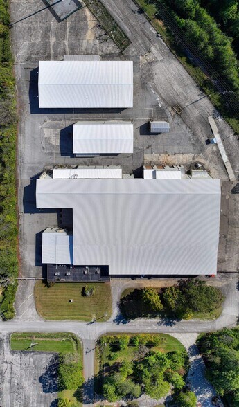 More Photos Of 115 Franklin Rd, Oak Ridge Warehouse For Lease