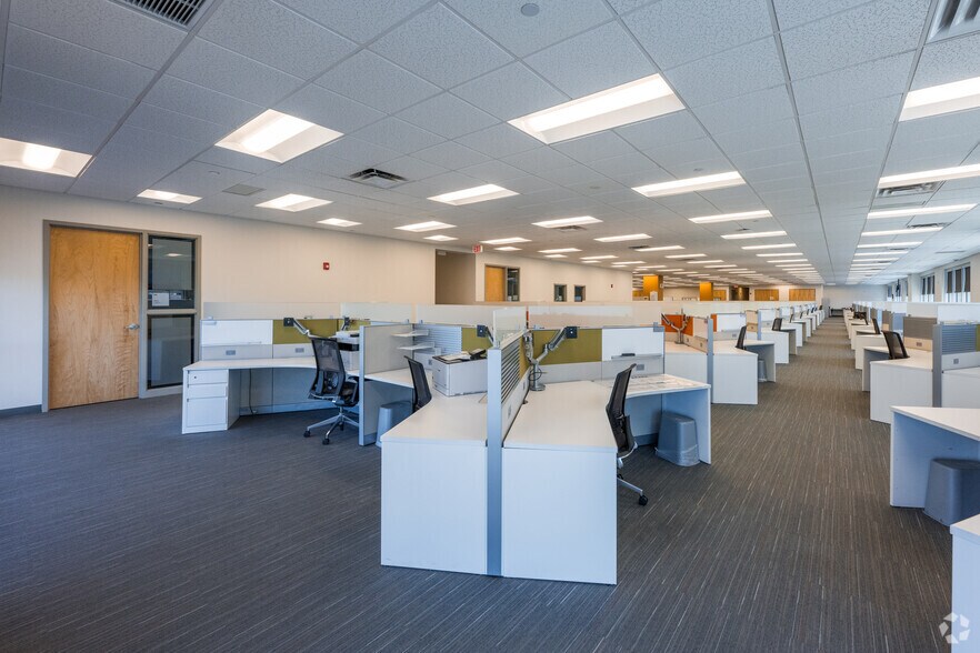 More Photos Of 4041 Jefferson Plz NE, Albuquerque Office For Lease