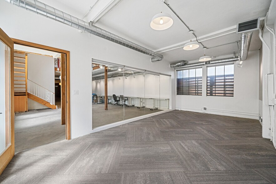 More Photos Of 443 Tehama St, San Francisco Loft Creative Space For Sale