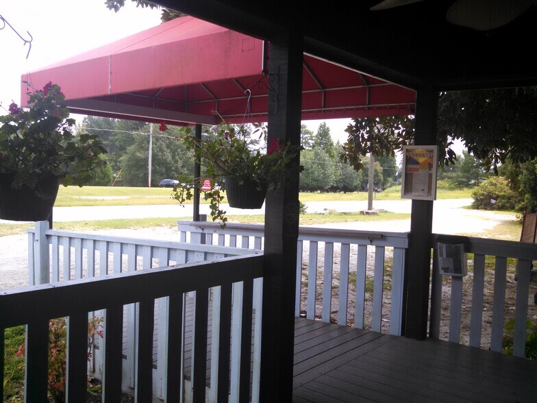 More Photos Of 8095 Keowee School Rd, Seneca Storefront Retail Residential For Sale