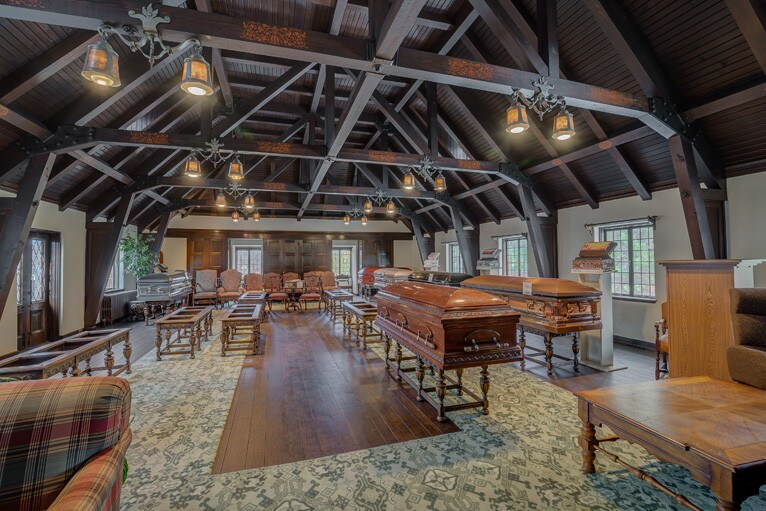 More Photos Of 3464 Central Pky, Cincinnati Funeral Home For Sale