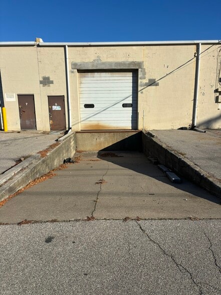 More Photos Of 6051 Telegraph Rd, Toledo Manufacturing For Lease