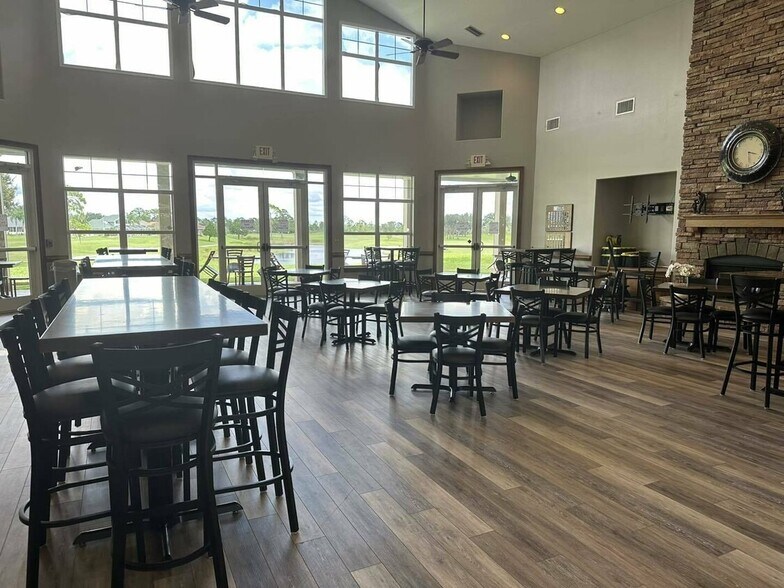 More Photos Of 4100 Carter Creek Dr, Avon Park Sports And Entertainment For Sale