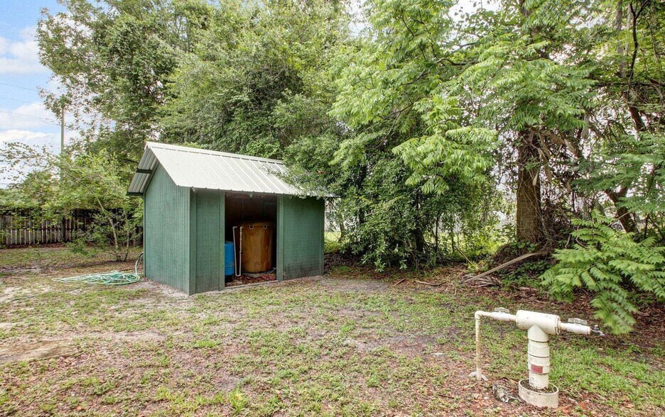 More Photos Of 211 S US Highway 17, East Palatka Apartments For Sale