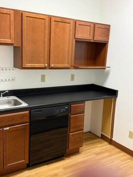 More Photos Of 5255 Longley Ln, Reno Storefront Retail Office For Lease
