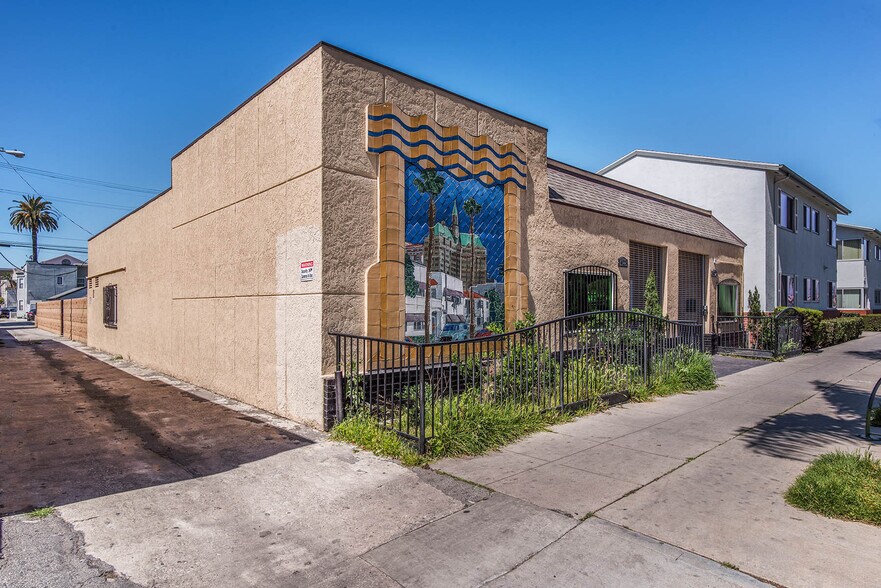 More Photos Of 425-427 Atlantic Ave, Long Beach Office For Sale
