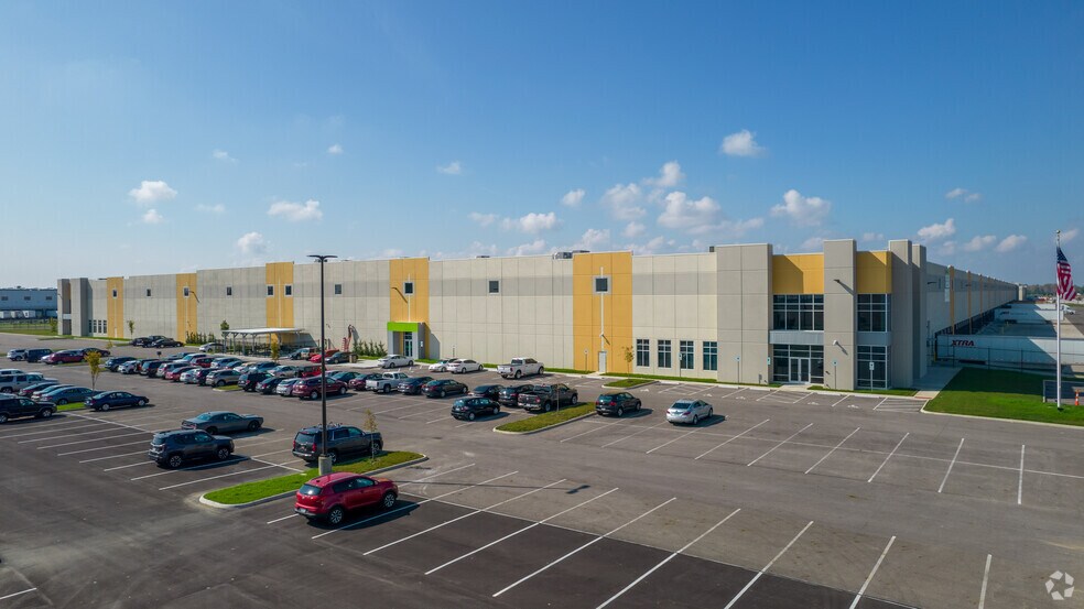 More Photos Of 1020 Enterprise Pkwy, West Jefferson Distribution For Lease
