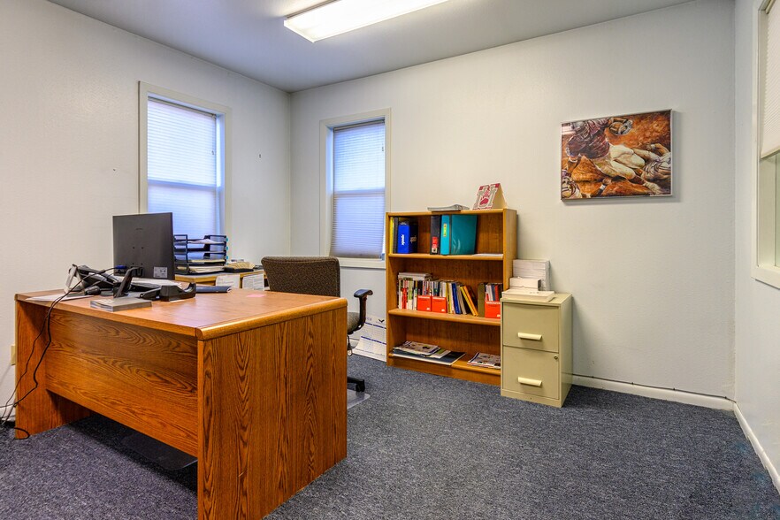 More Photos Of 1700 Rankin St, Missoula Warehouse For Sale