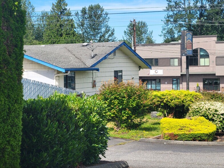 More Photos Of 11608 Airport Rd, Everett Office For Sale