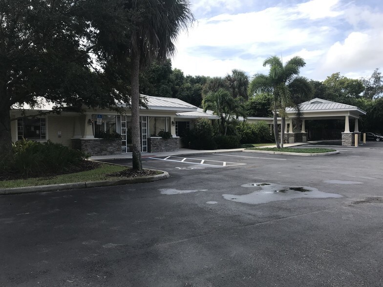 More Photos Of 307 E New Haven Ave, Melbourne Office For Lease