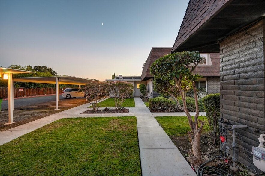 More Photos Of 5372 Garfield Ave, Sacramento Apartments For Sale