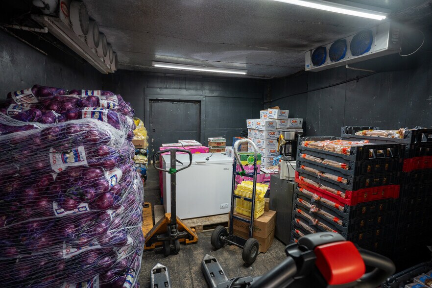 More Photos Of 1217 NW 21st St, Miami Refrigeration Cold Storage For Lease