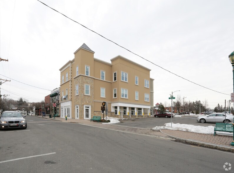 More Photos Of 56 Center St, Southington Office For Lease