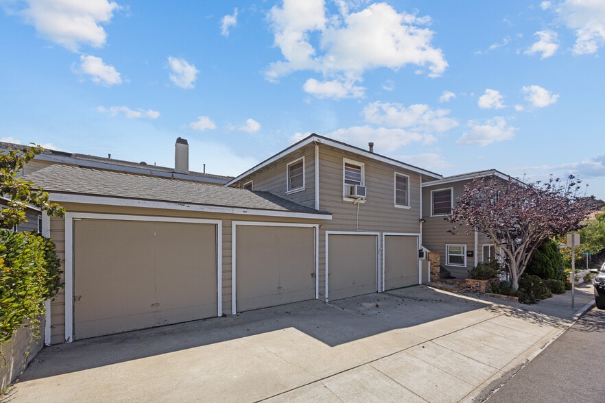 More Photos Of 144 Whiting St, El Segundo Apartments For Sale