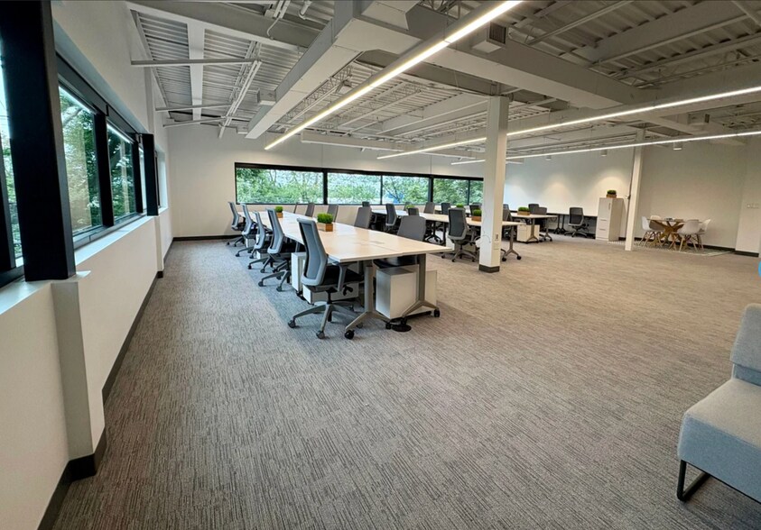 More Photos Of 111 Speen St, Framingham Coworking Space