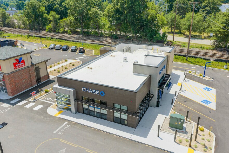 More Photos Of 850 Main st, Clinton Bank For Sale