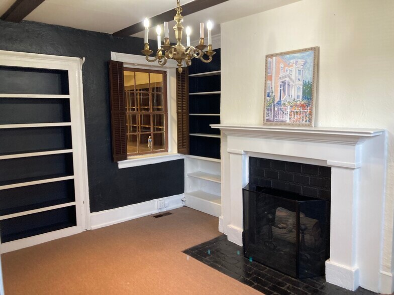 More Photos Of 113 N Foushee St, Richmond Office For Sale